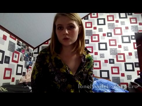 ❤️ Wophunzira wachinyamata wa blonde waku Russia amakonda matayala akulu. Zolaula zolaula ny.liporno.ru